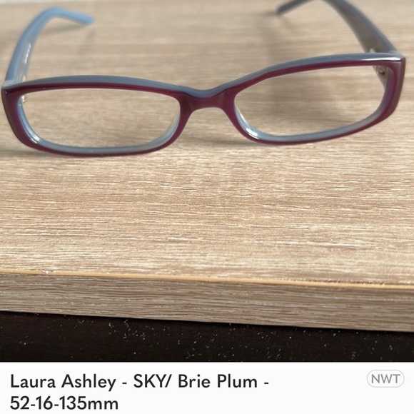 4/$125 - CARMEN MARC VALVO glasses/frames - Picture 2 of 13
